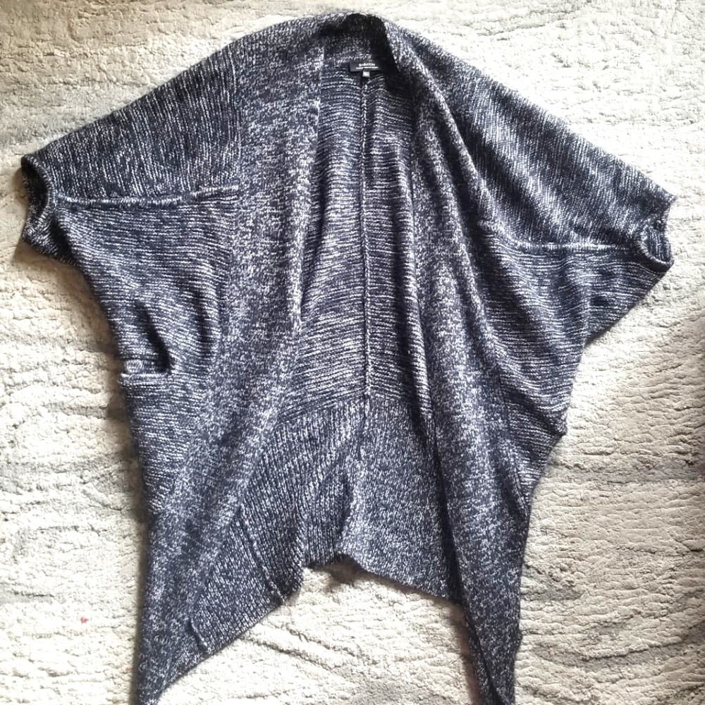 Shawl sweater